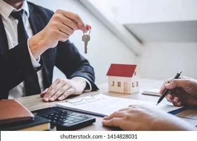 BEST UNITED KINGDOM Loan & Insurance